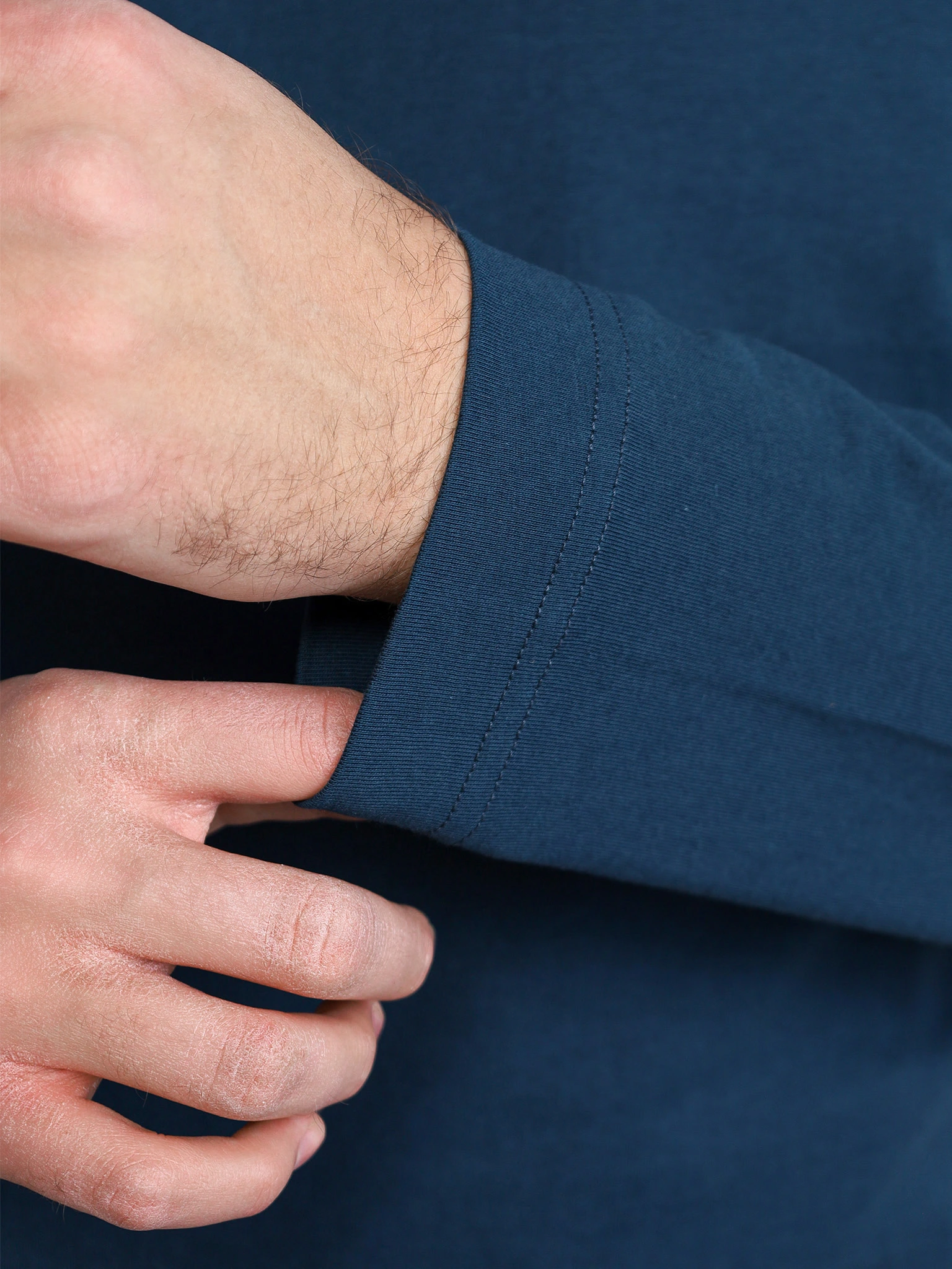 Футболка синего цвета из хлопка